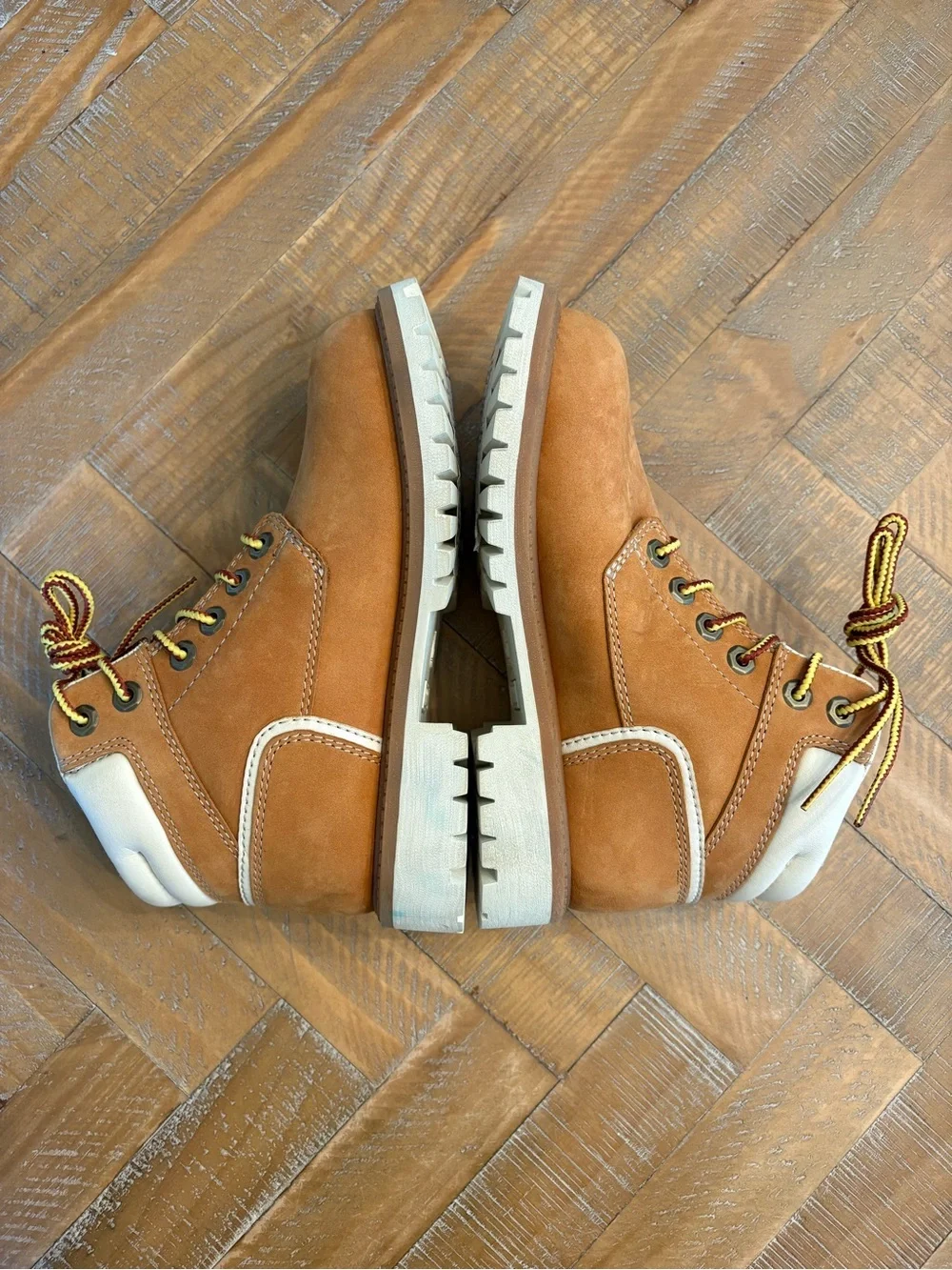 Timberland 6-Inch Premium Nubuck Boots – Kids Size 13 Style A1R49 NWOB